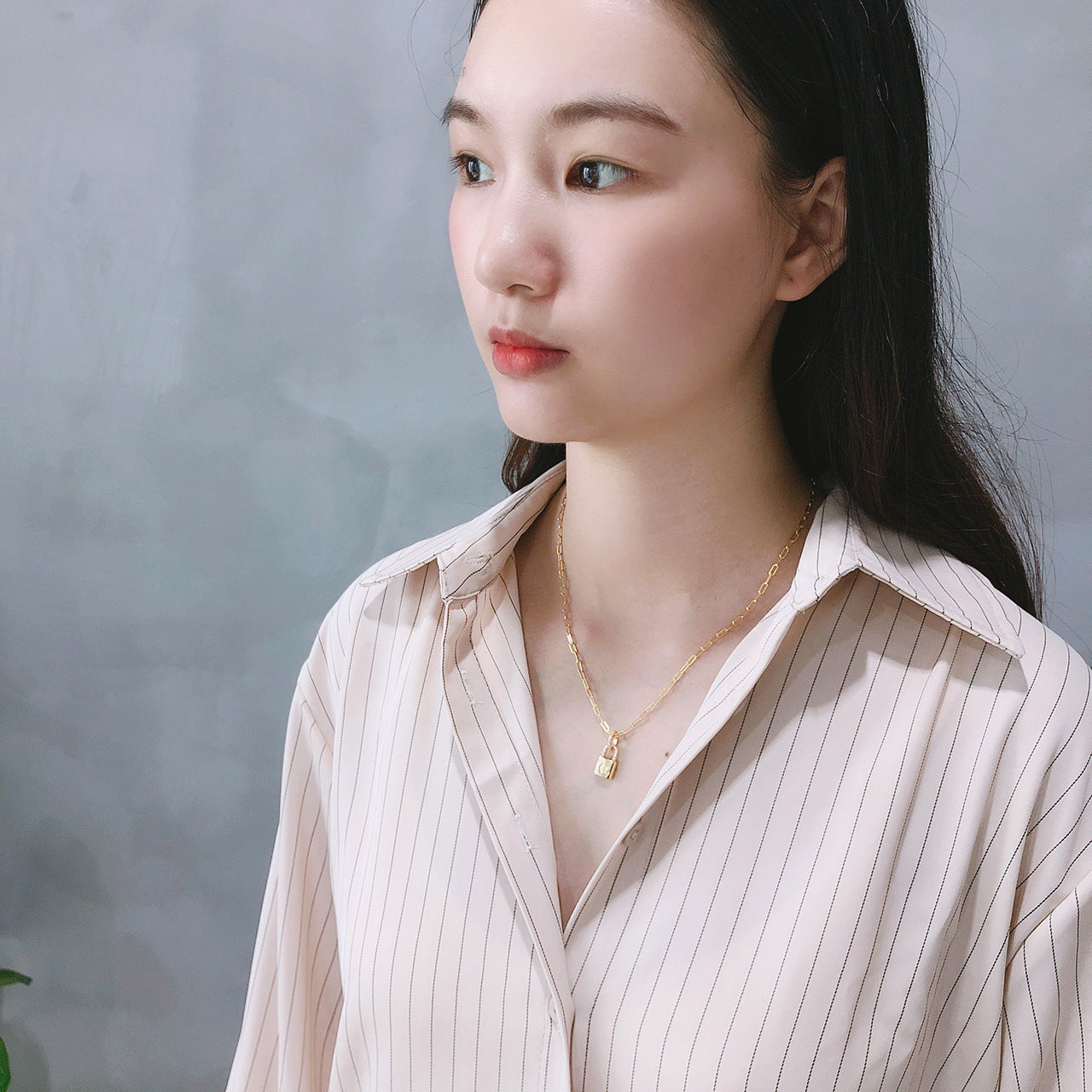 STERLING SILVER DIAMOND NECKLACE