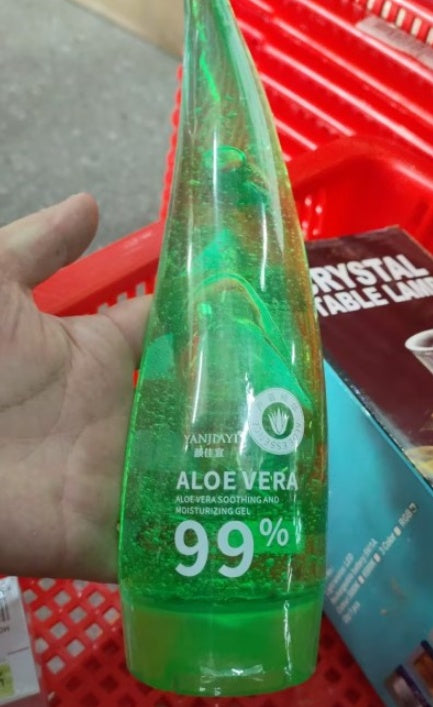 ALOE VERA SKIN CARE MOISTURIZING FACE CREAM