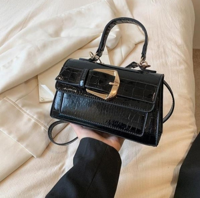 LACQUER LEATHER GLOSSY BAG