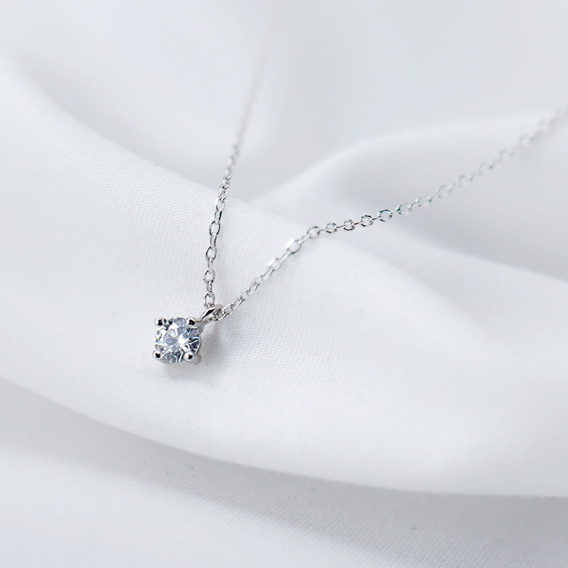 NECKLACE WITH SILVER NECKLACE
